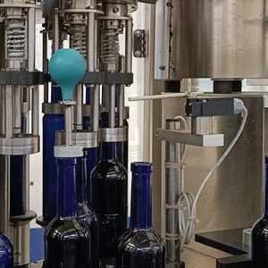 Tipos de llenadoras de botellas de vino y sus beneficios